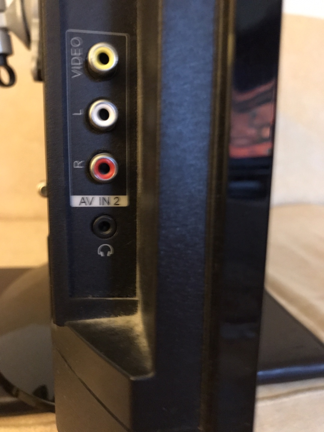 TV set/ Monitor - photo 3