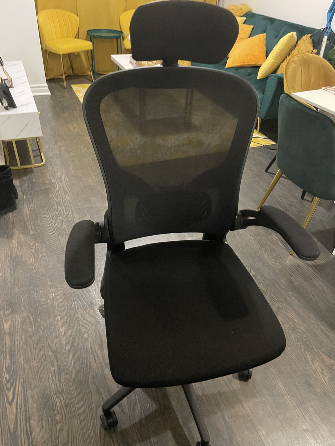 Office Chair (as good as new) thumbnail