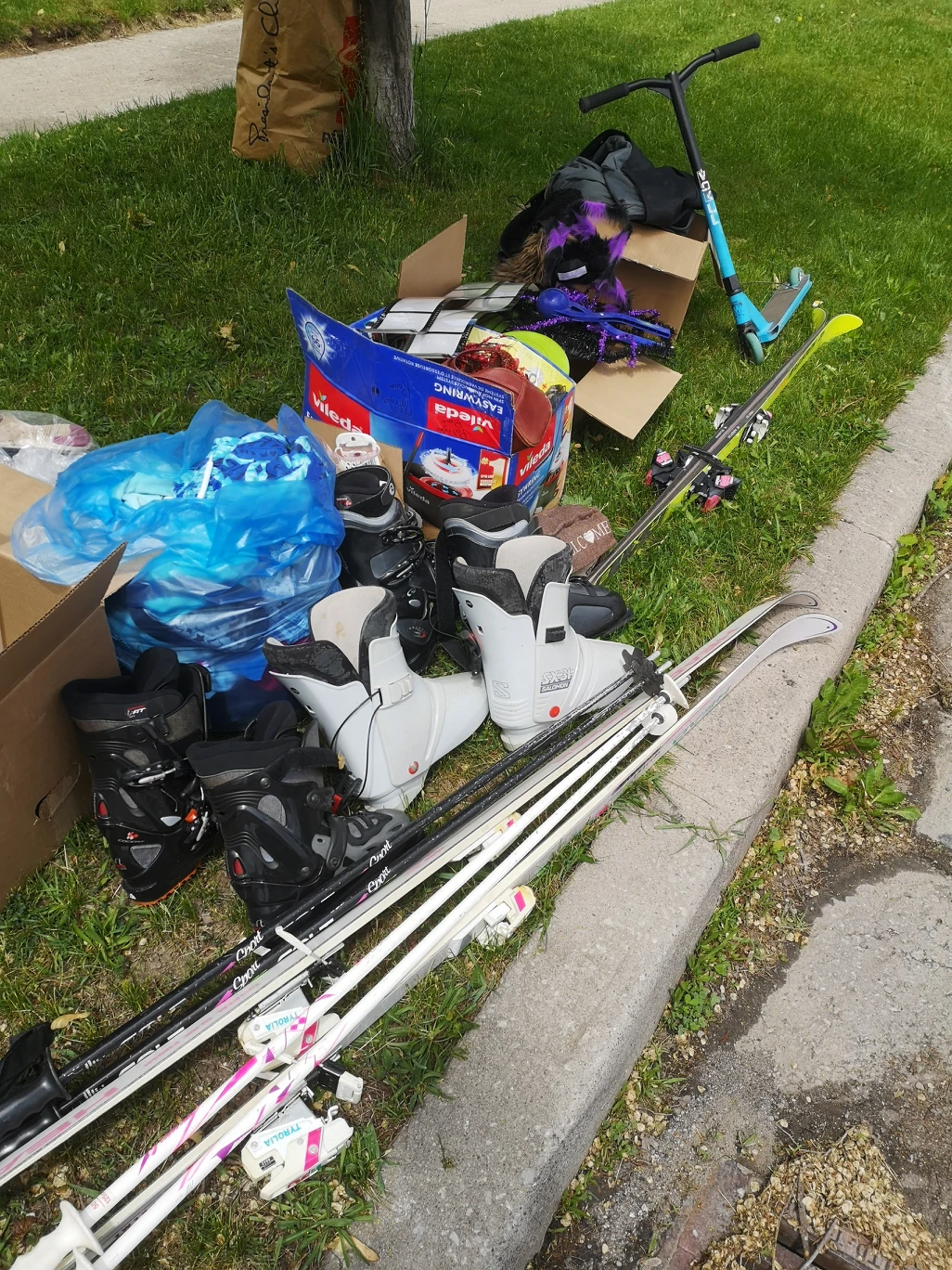 curb alert - photo 5