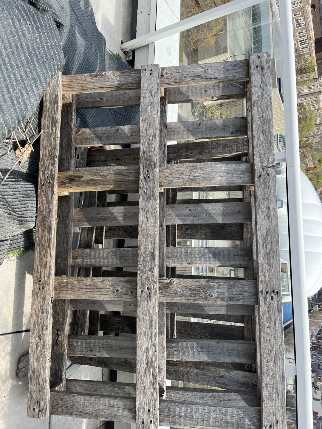 2 Free weathered wood pallets
