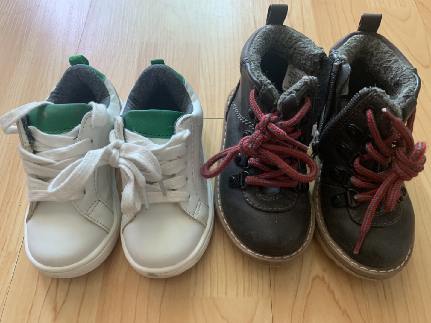 Toddler shoes size 7