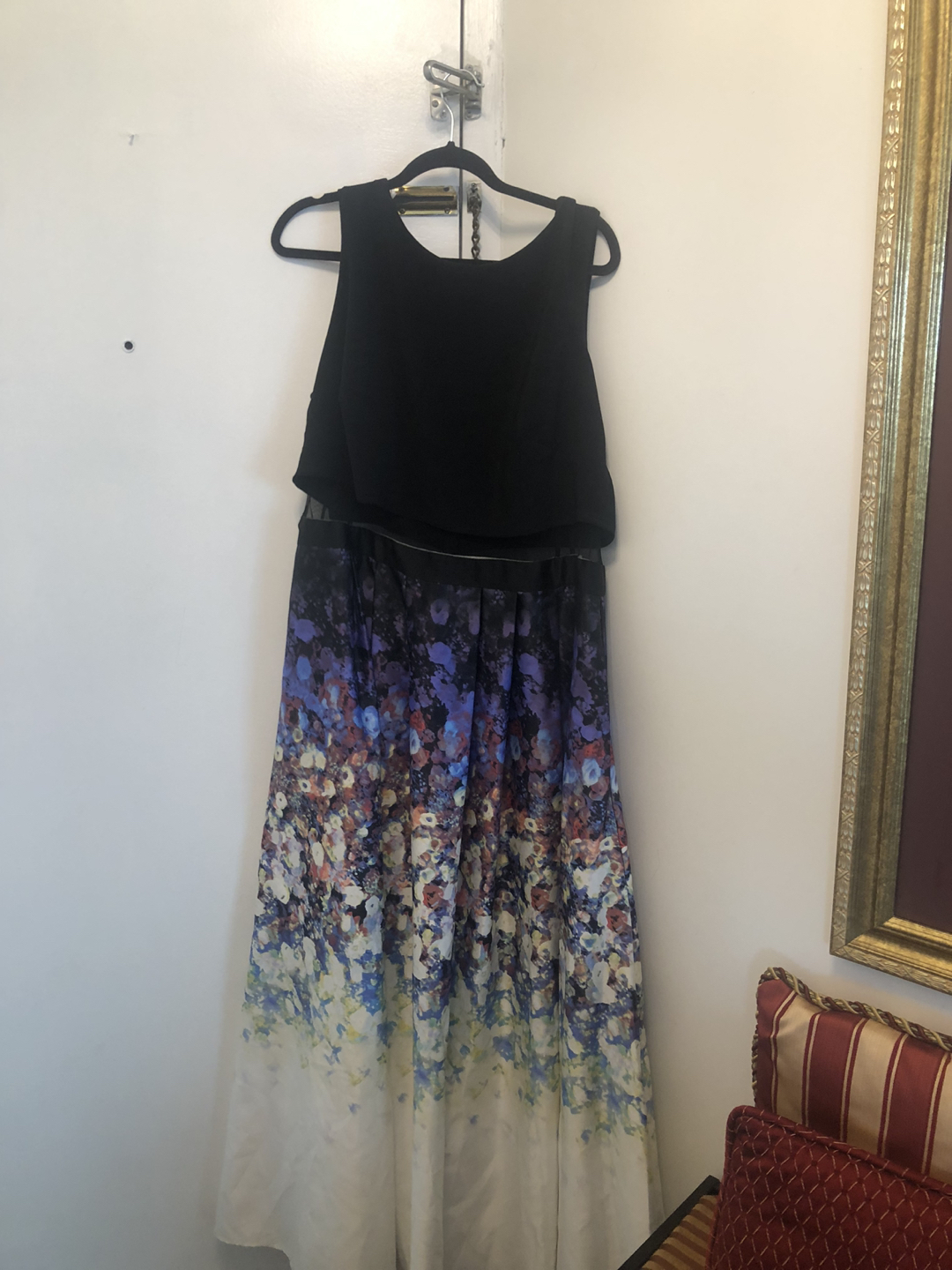 Beautiful dress from Laura in great condition