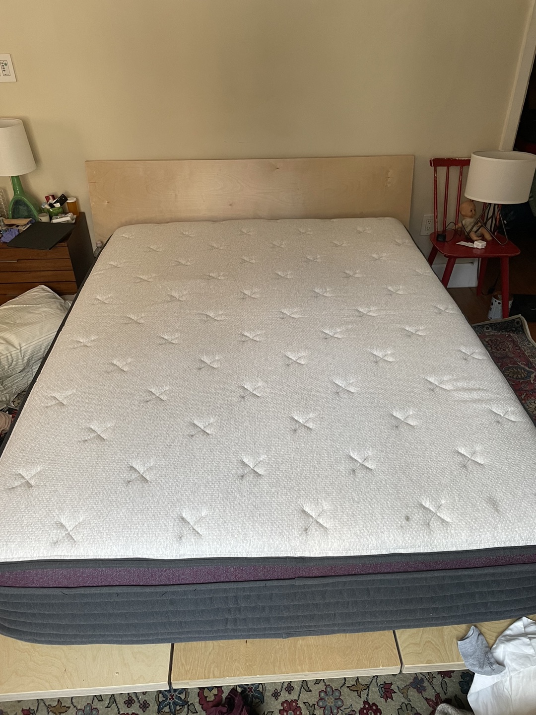 Helix dusk queen size mattress clean
