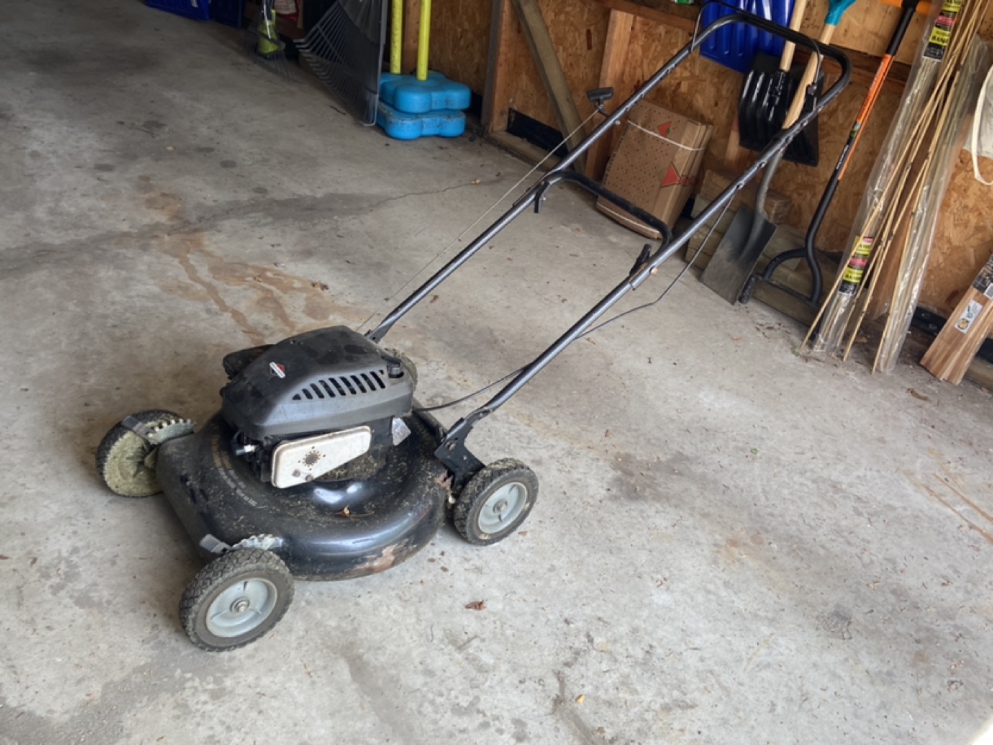 Used (working) gas mower thumbnail