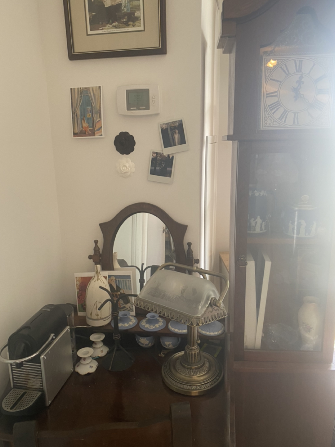 Vanity with chair - photo 4