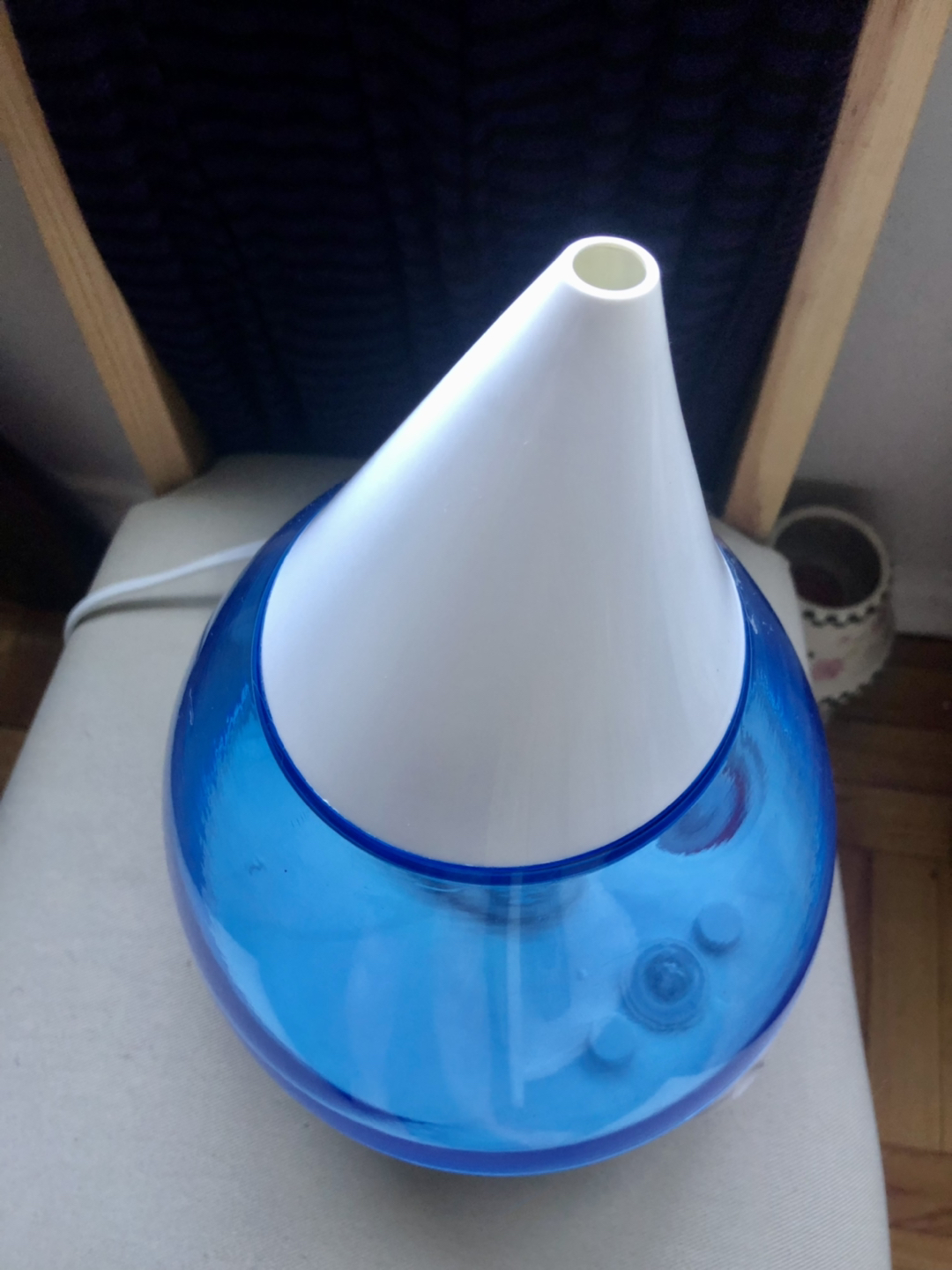 Ultrasonic humidifier - photo 2