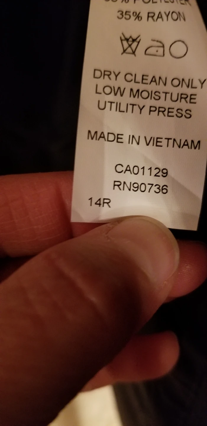 Boy's suit size 14R image indicator(6)