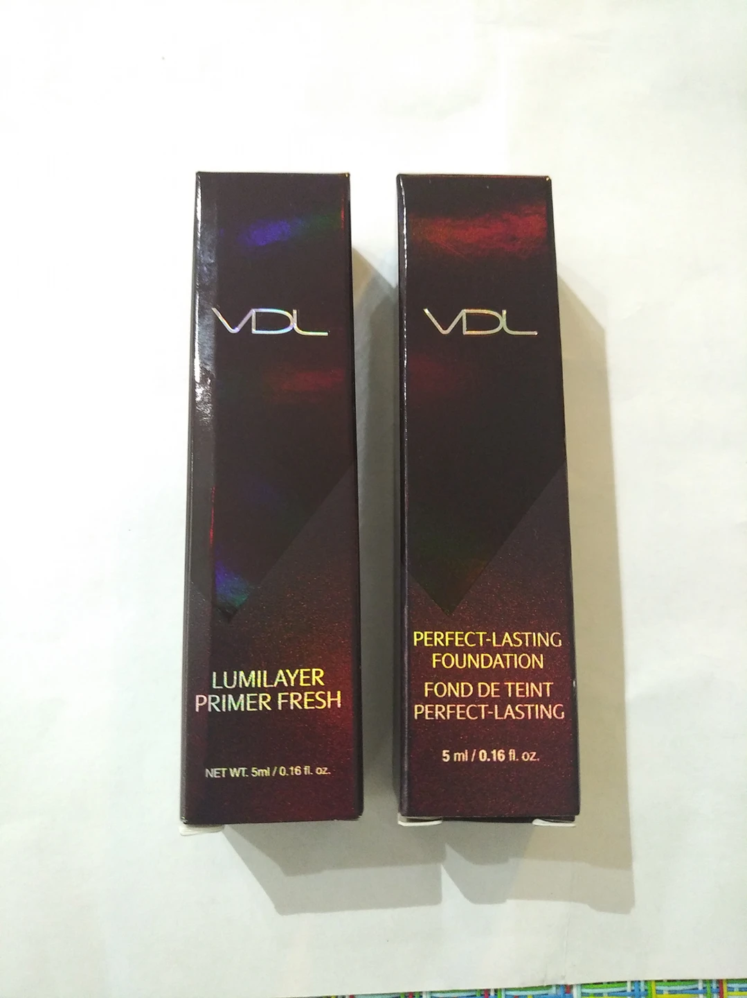 VDL travel size Primer & Foundation set