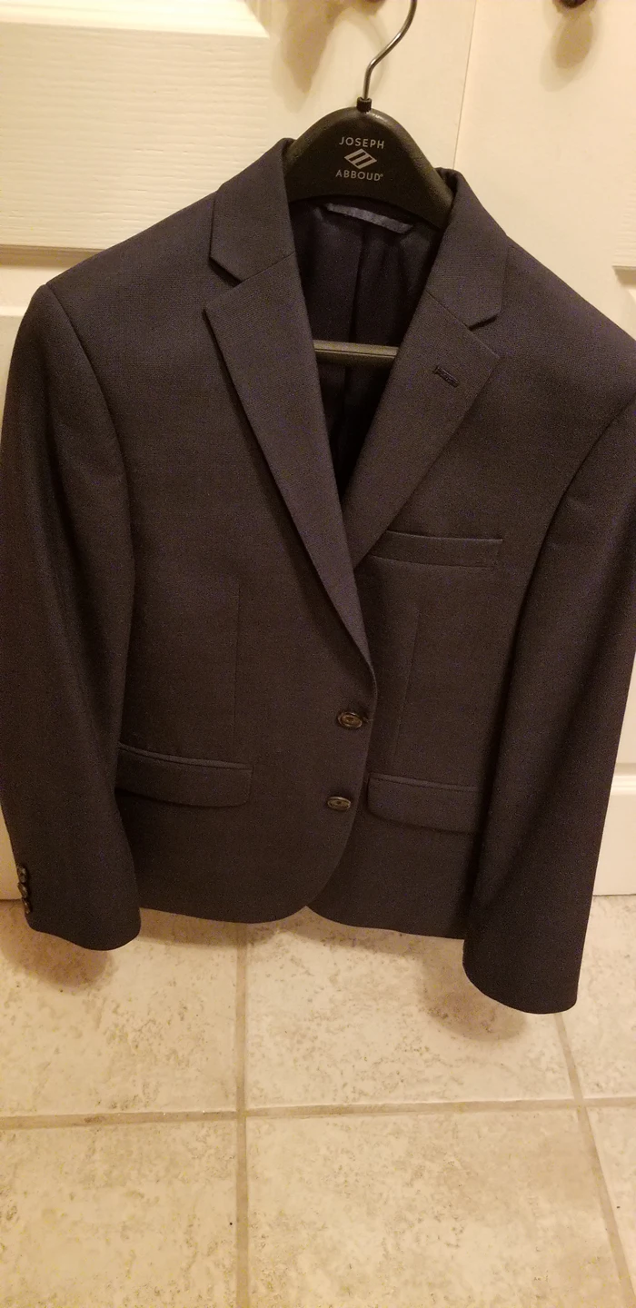 Boy's suit size 14R