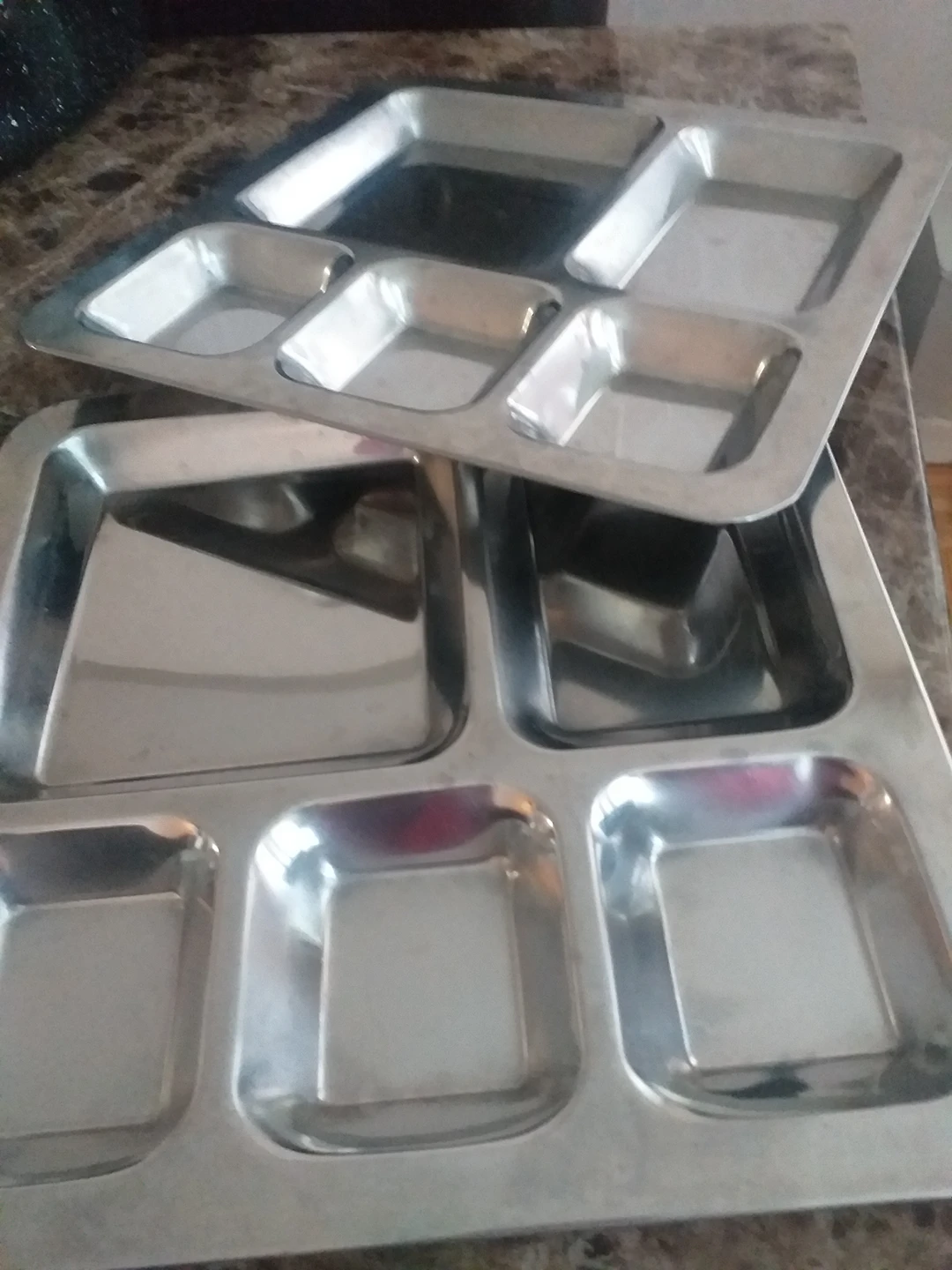 Heavy duty stainless steel meal plates $12 each image indicator(2)