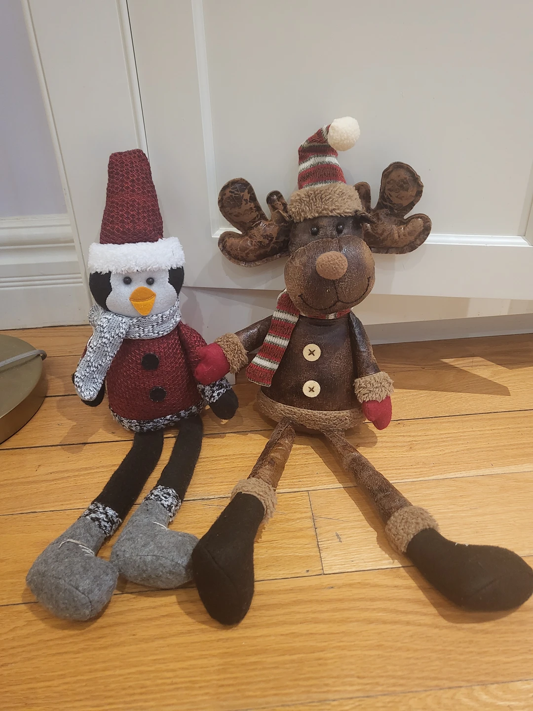 Two Christmas dolls thumbnail