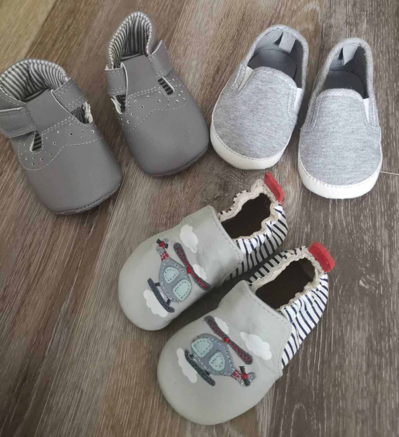 Toddler Shoes & Clothes - 3 months thumbnail