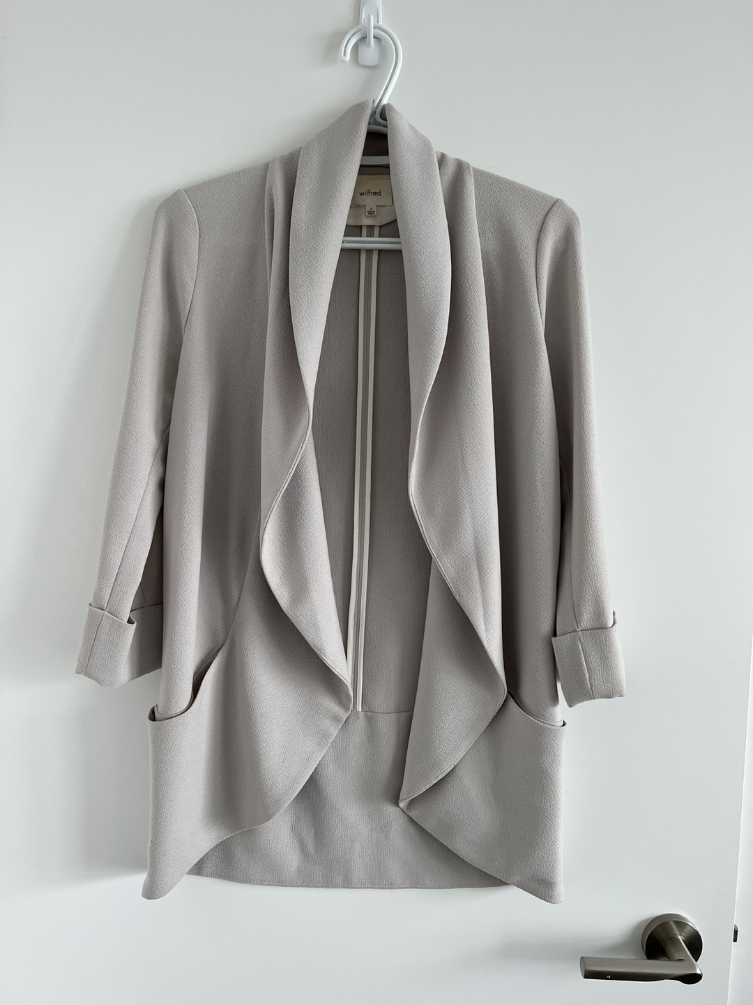 Aritzia Wilfred spring jacket thumbnail