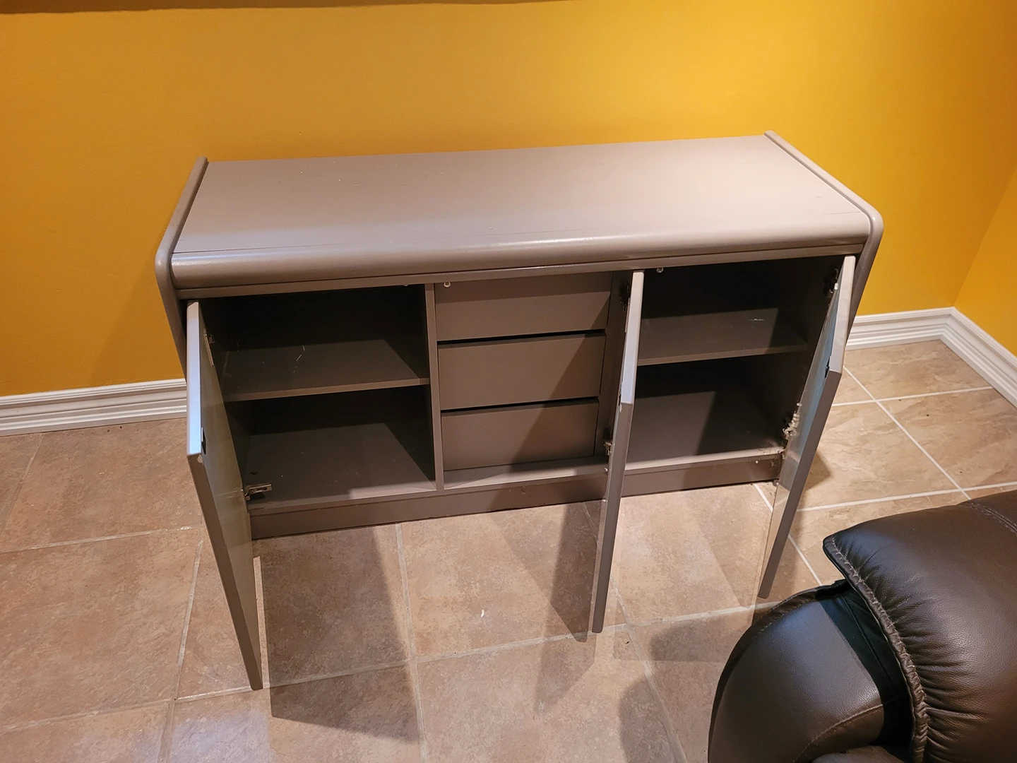 cabinet hutch tv stand - photo 2