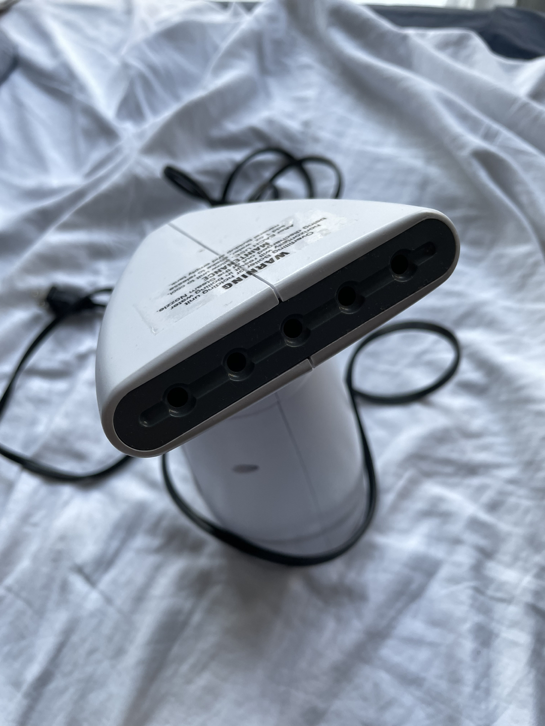 Steamfast SF-447 Compact Garment Steamer - photo 2