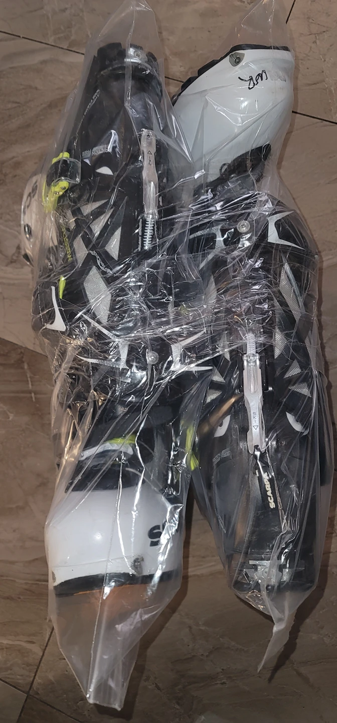 2 PAIRS SCARPA SKI  TOURING BOOT SHELLS MEN'S    31.5 image indicator(3)