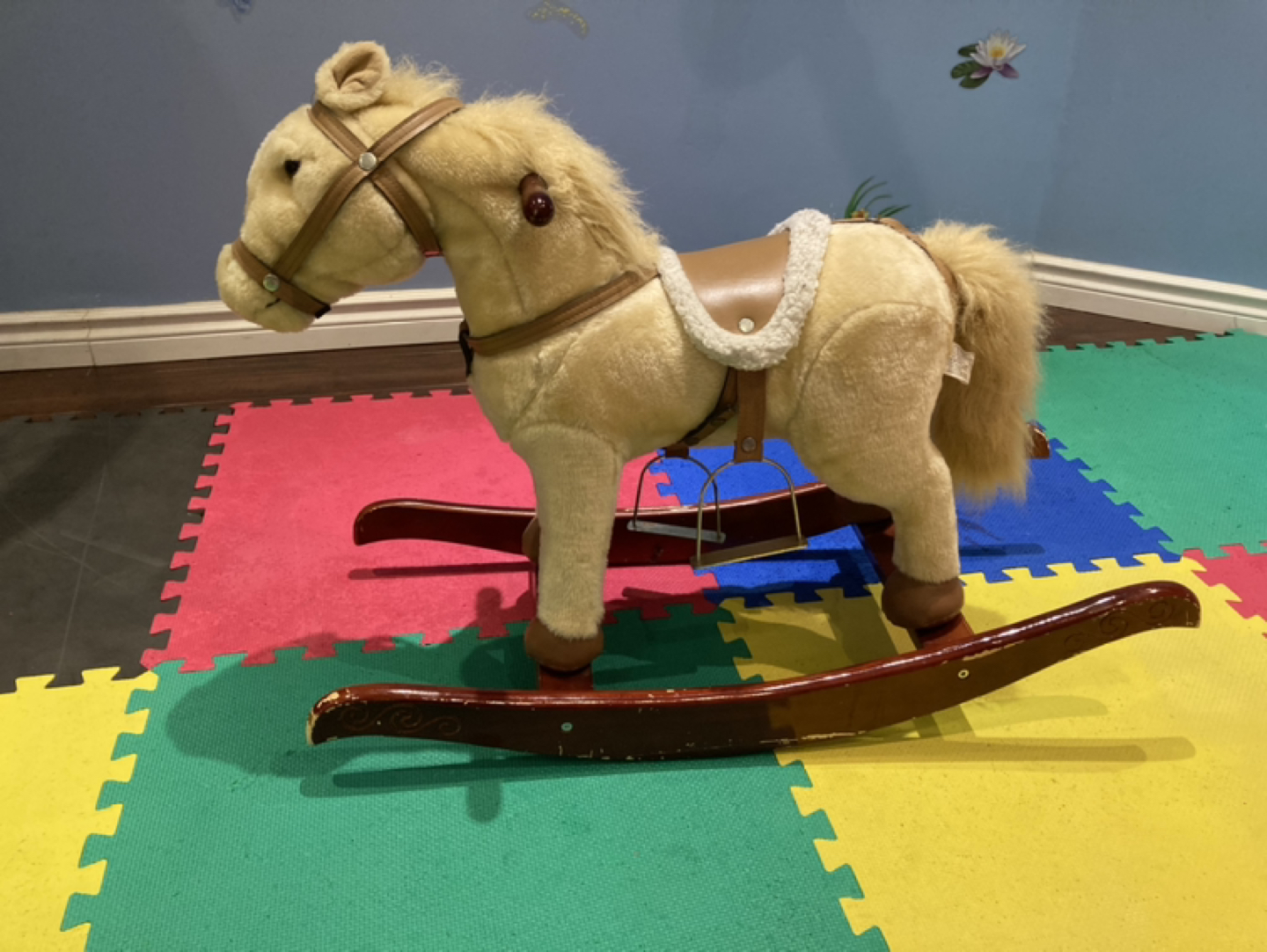 Free Rocking Horse #freecycle thumbnail