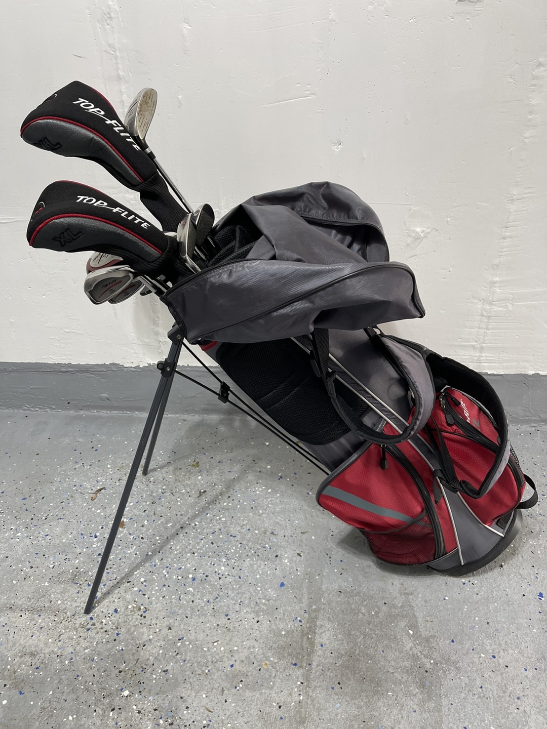 Woman’s golf club set,