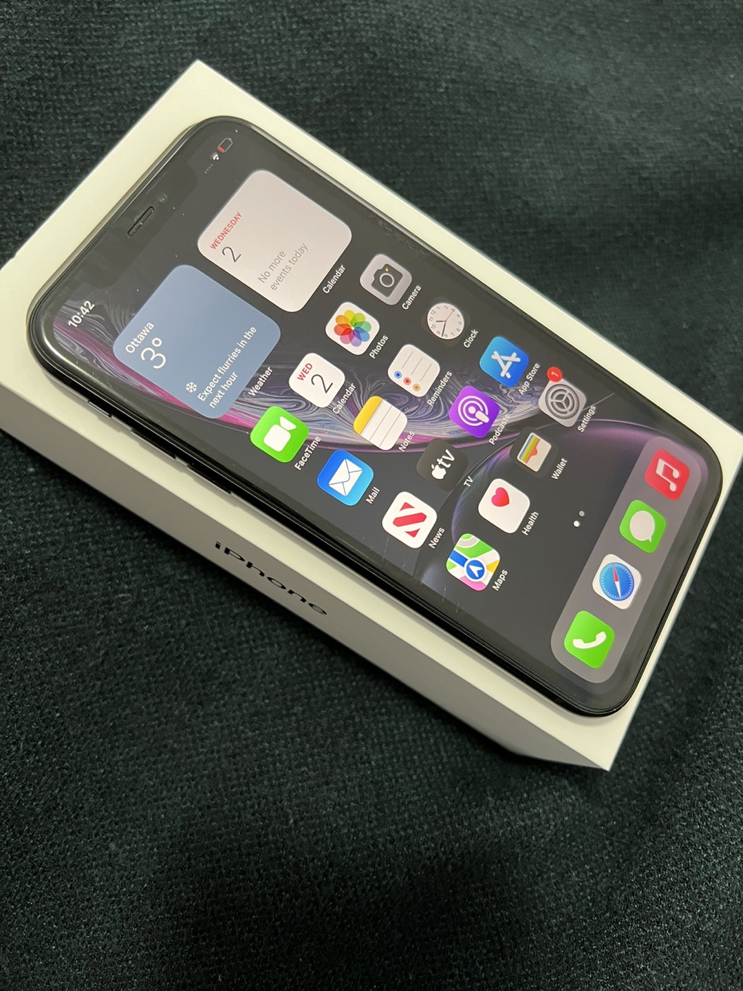 Black iPhone XR 64Gb - photo 5