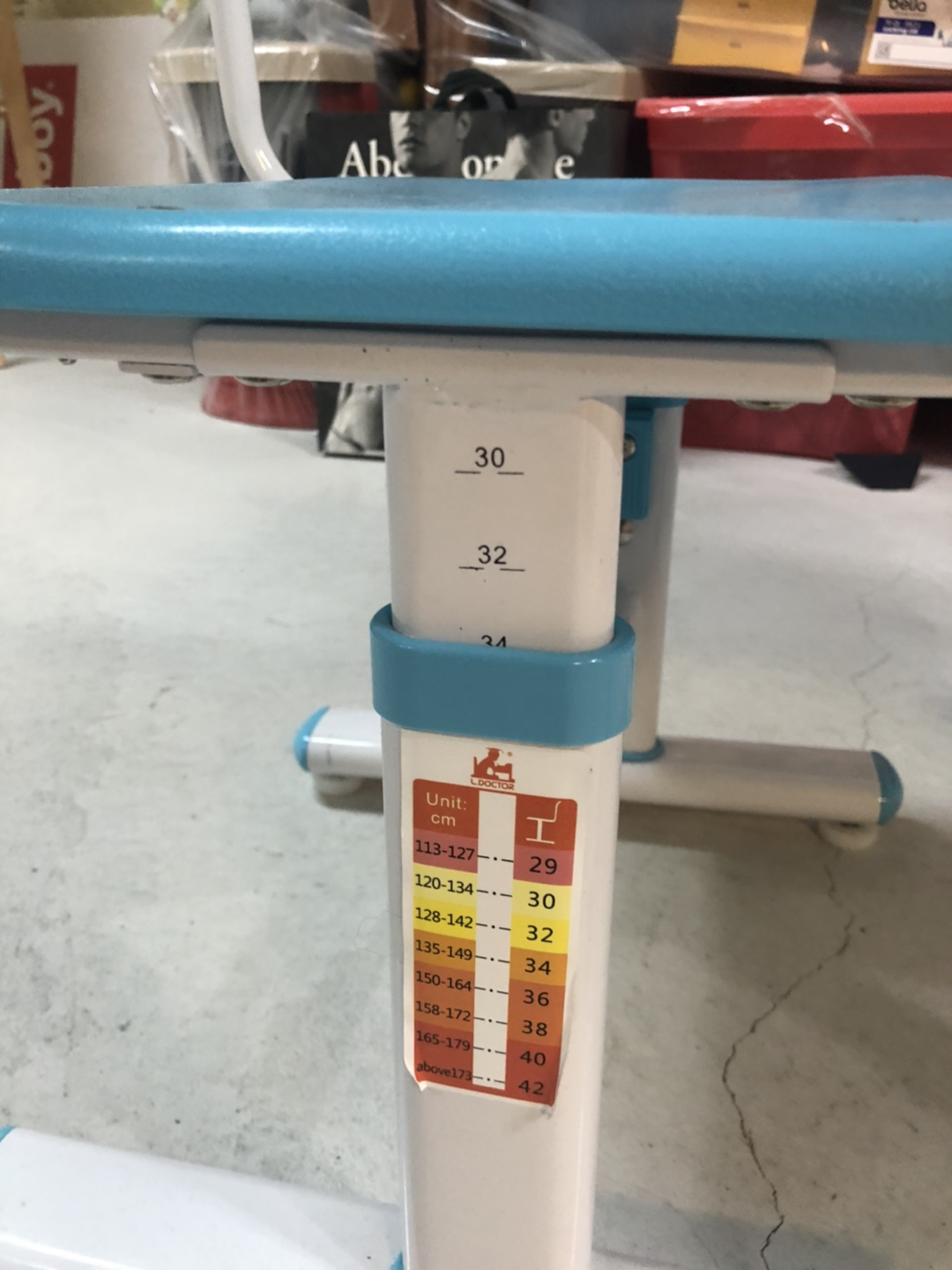 Kids ergonomics table - photo 4
