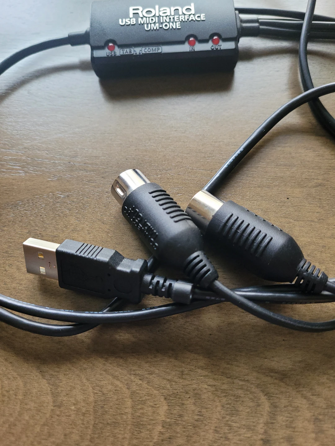 Roland USB Midi Interface UM One - photo 3