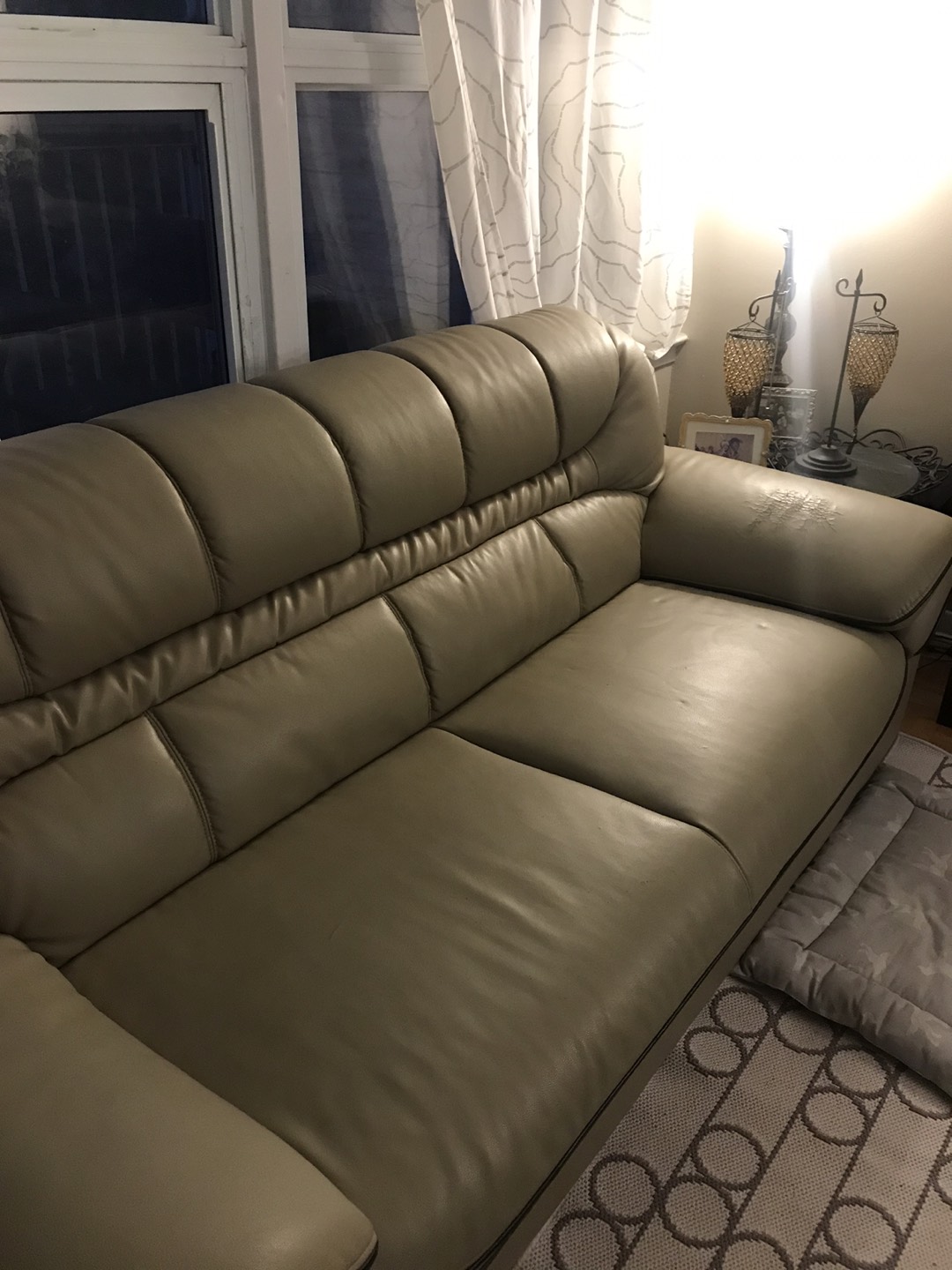 Sofa  3seats and 2 seats for 100.00 - photo 2