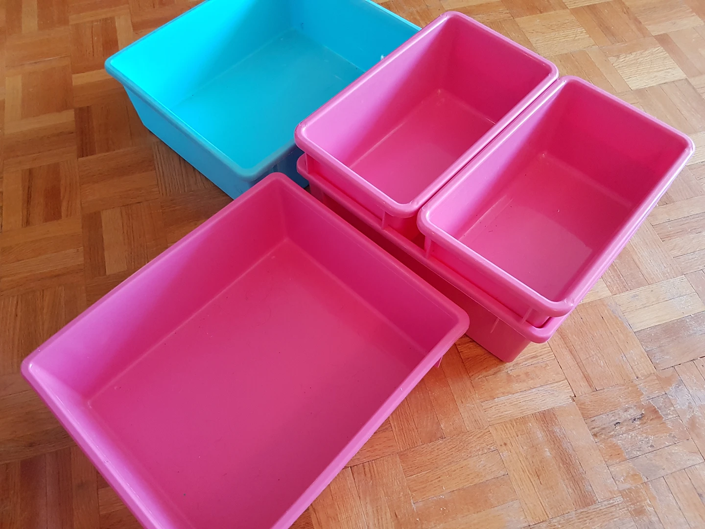 Storage Boxes 3 Big each $7 & 3 Small each $3 image indicator(2)