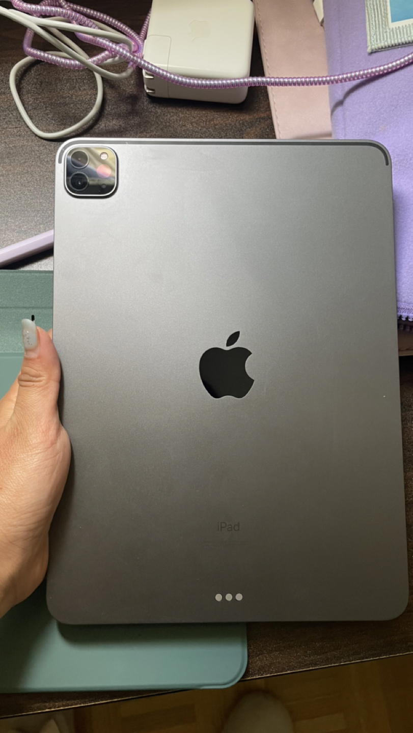 11 inch Ipad Pro 256gb (3rd generation) - photo 2