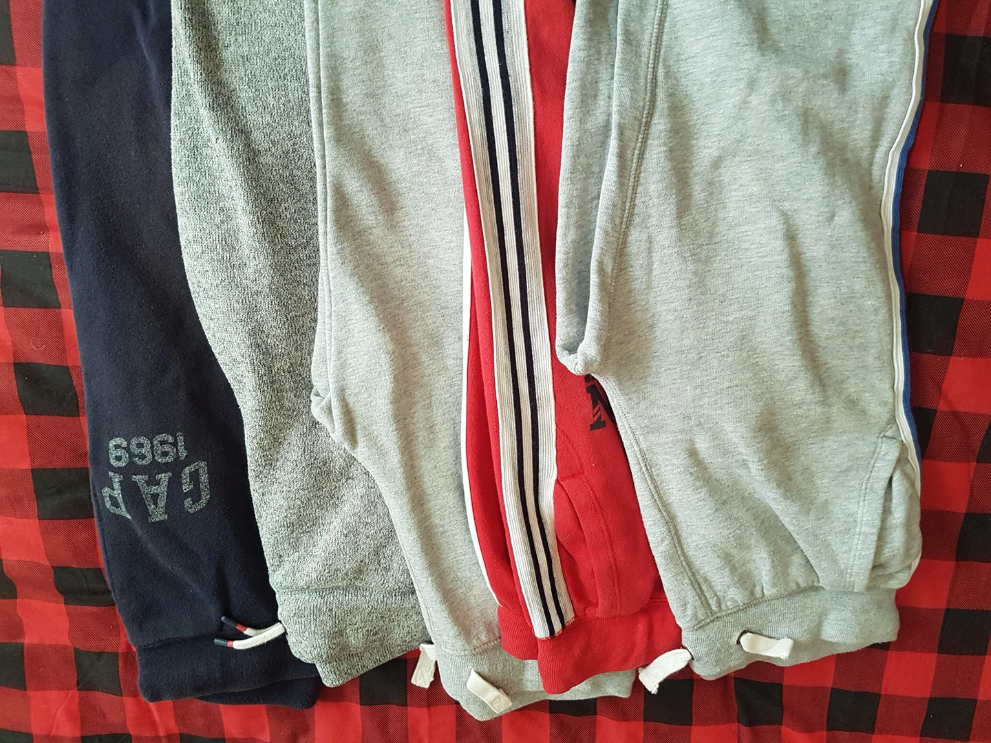 Five Gap Sweatpants Size L Boys  Each $3 thumbnail