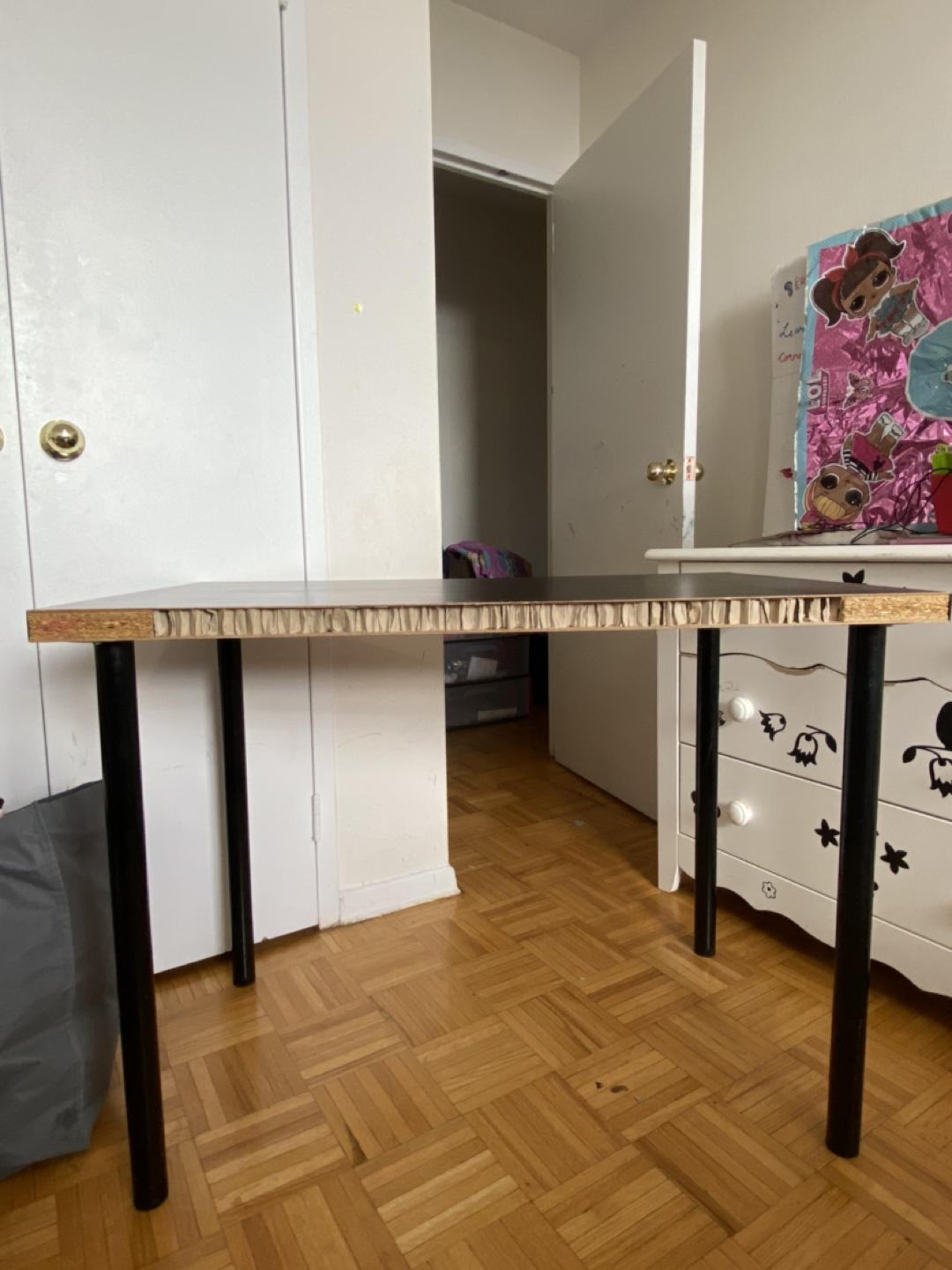 Table and chair - photo 5