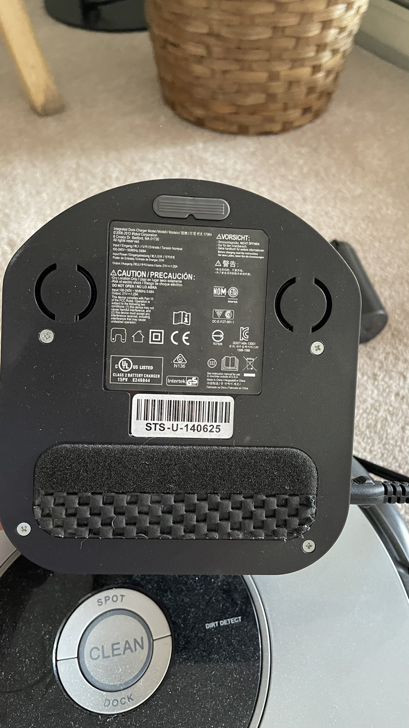 I robot roomba vacuum cleaner - photo 2