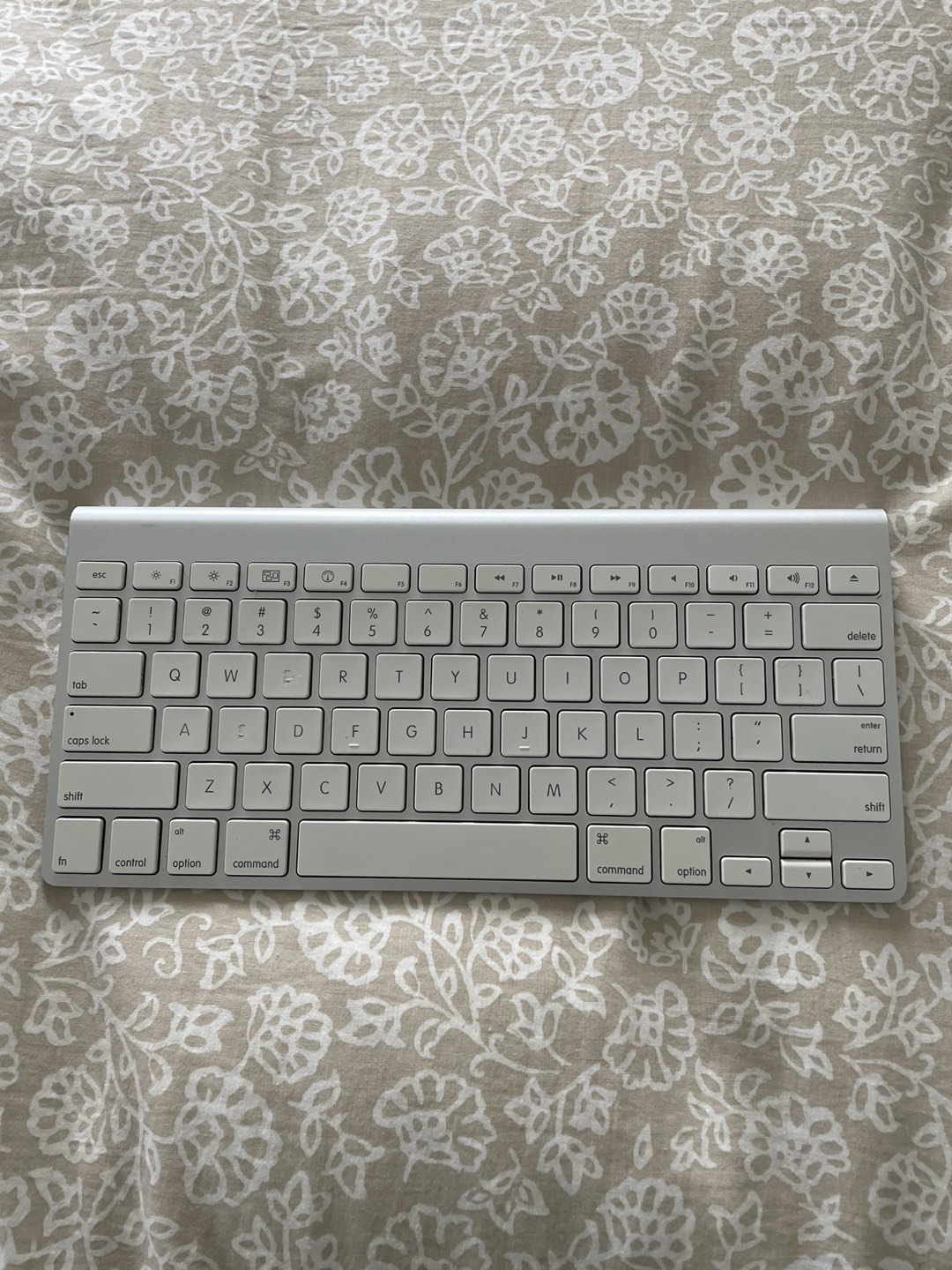wireless apple keyboard