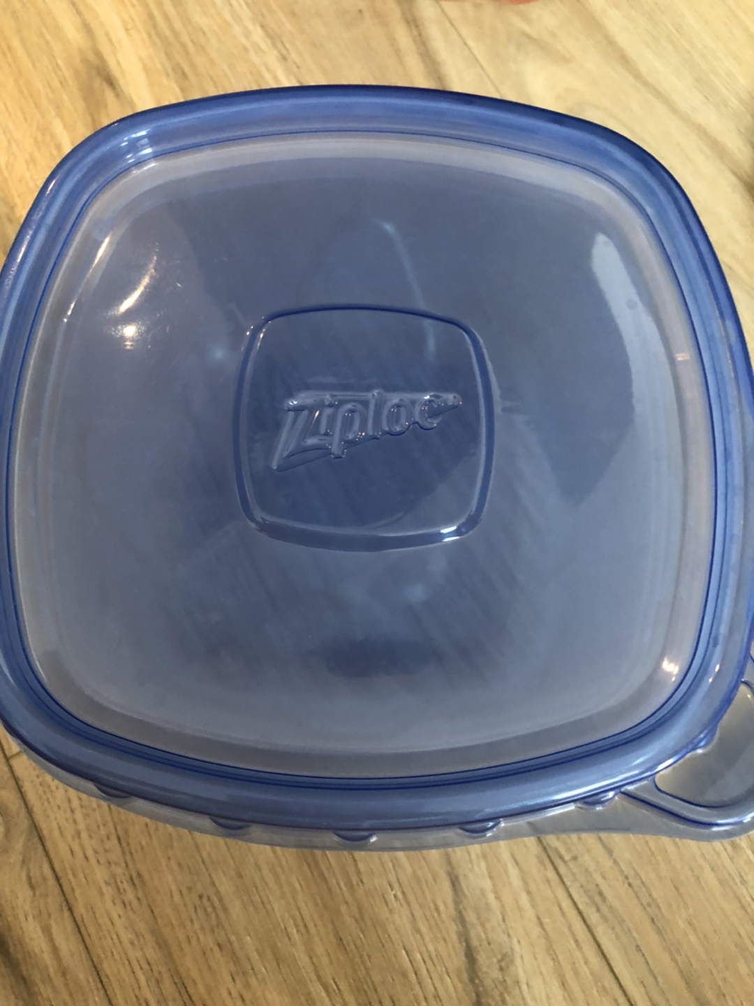 Containers - photo 2