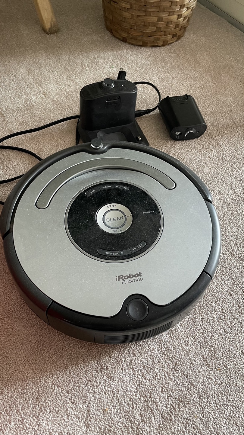 I robot roomba vacuum cleaner
