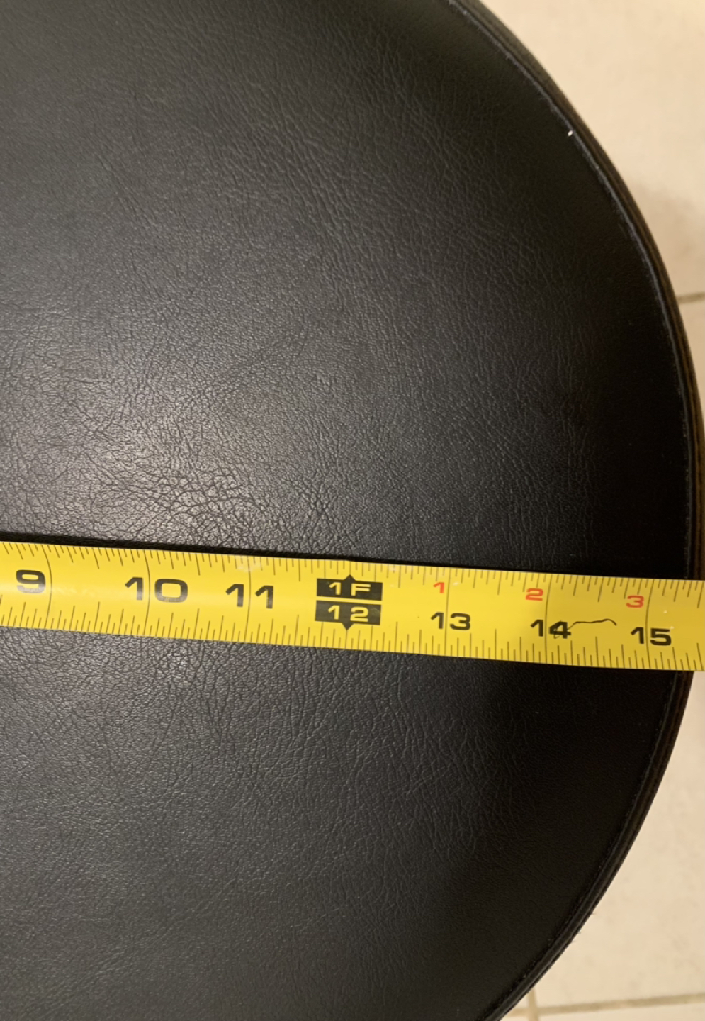 Height adjustable stool image indicator(2)