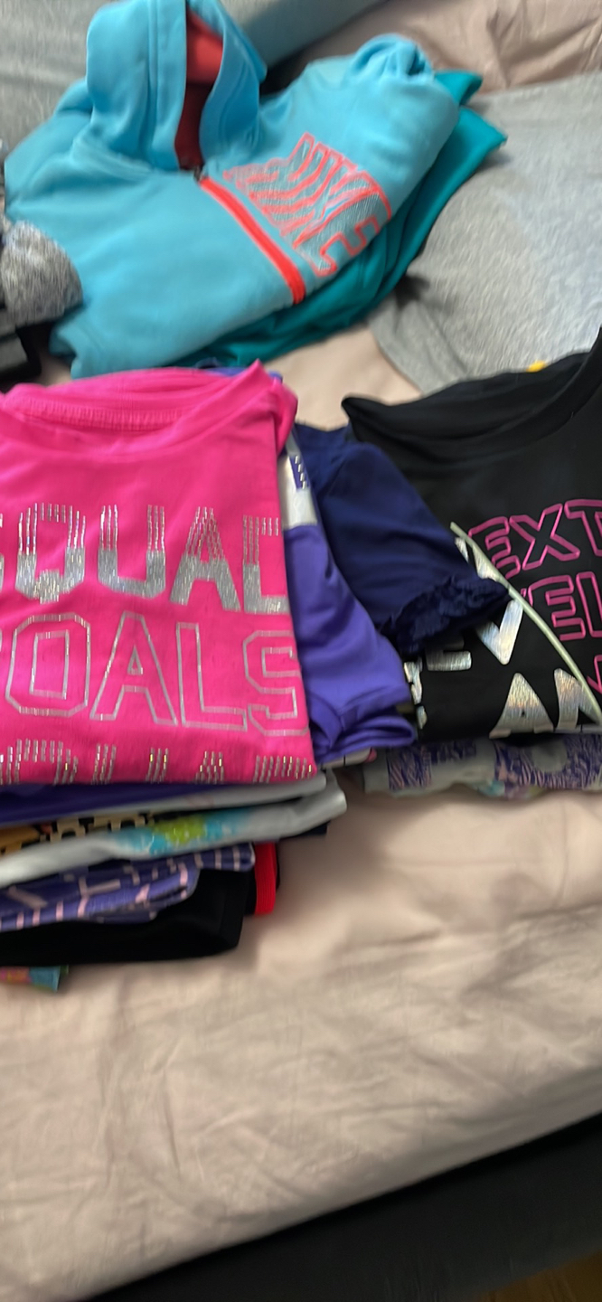 Lot of girls clothing. 4/5/6 - photo 3