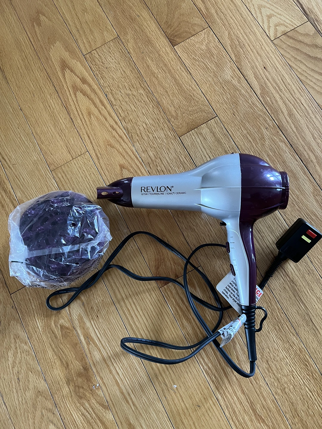 BRAND NEW Hair dryer thumbnail