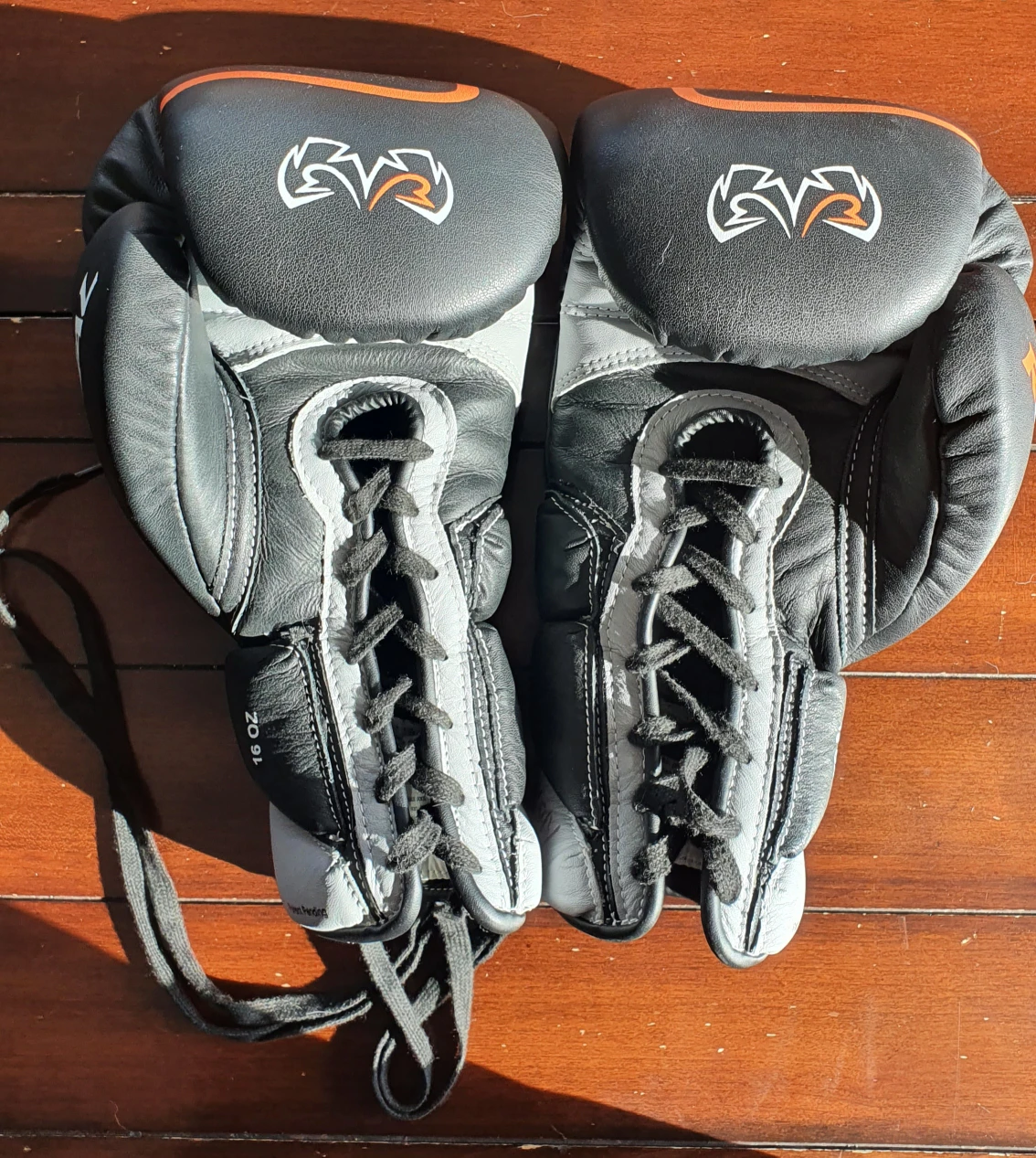 Eviction sale - Boxing/strength gear - 1/3 - photo 4