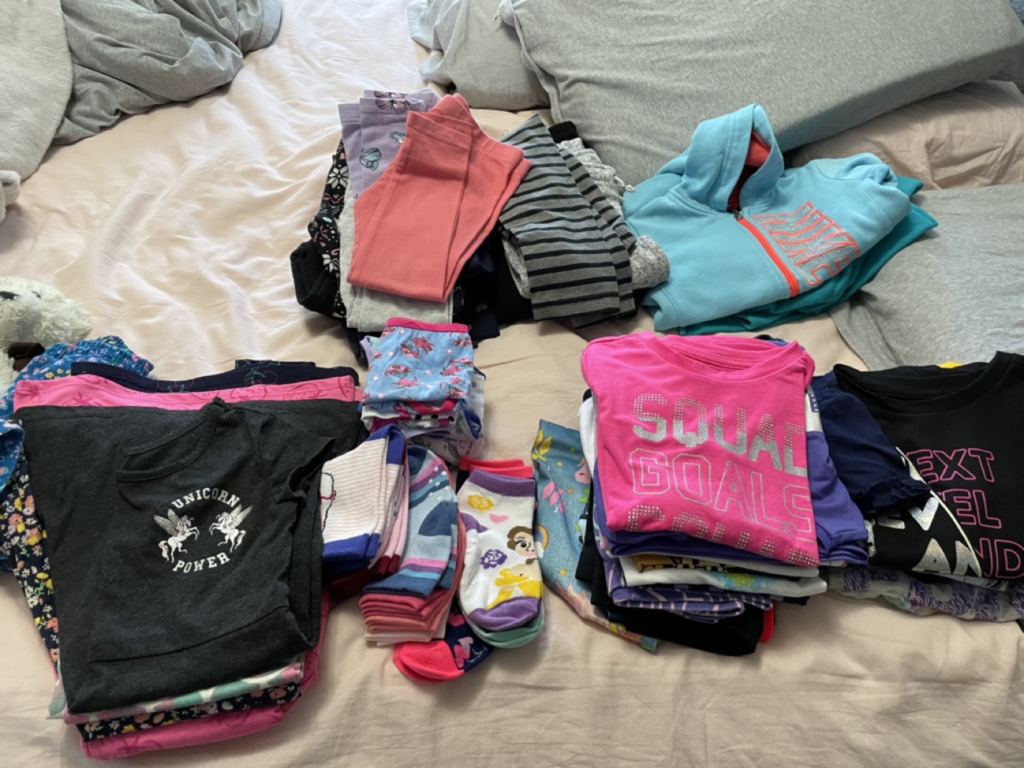 Lot of girls clothing. 4/5/6 - photo 5