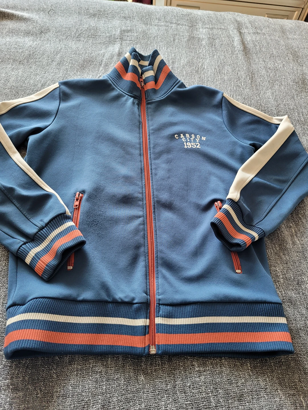 Men Casual Athletic Top thumbnail