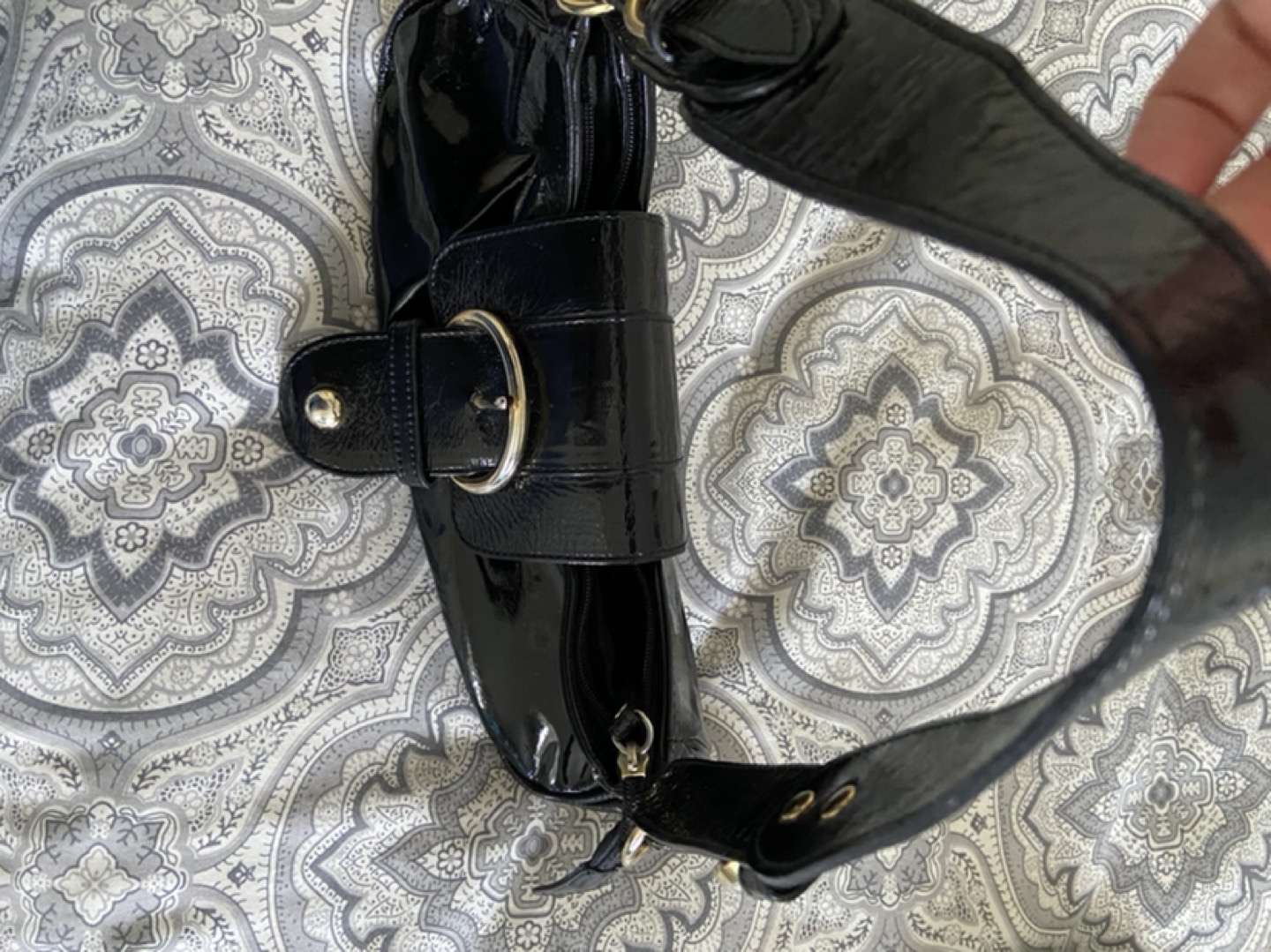 Black patten purse image indicator(4)