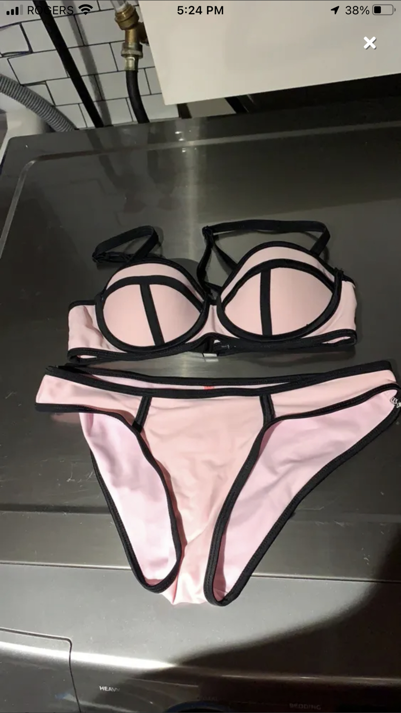 Two (2) New Bikinis Sz.XS image indicator(3)