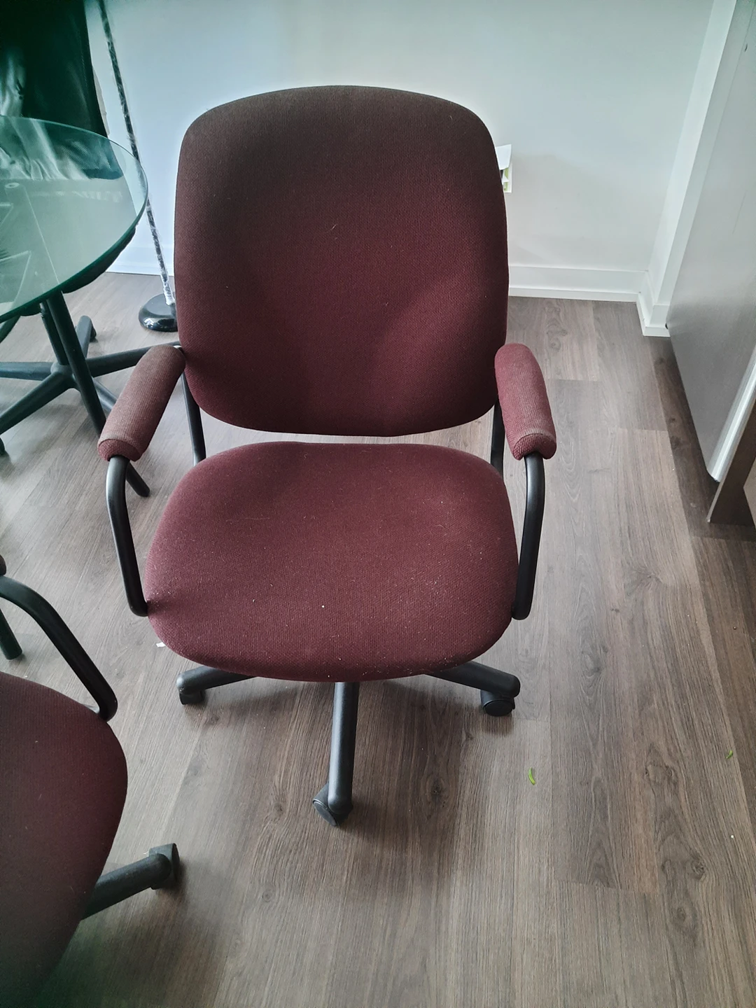 #chairs (total 4) - photo 2
