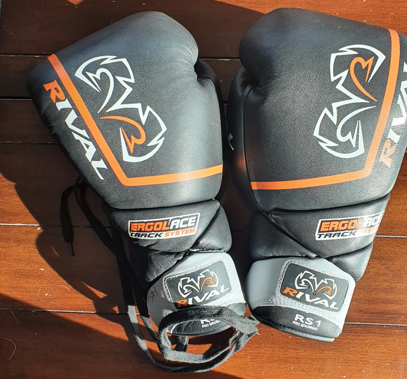 Eviction sale - Boxing/strength gear - 1/3 - photo 5