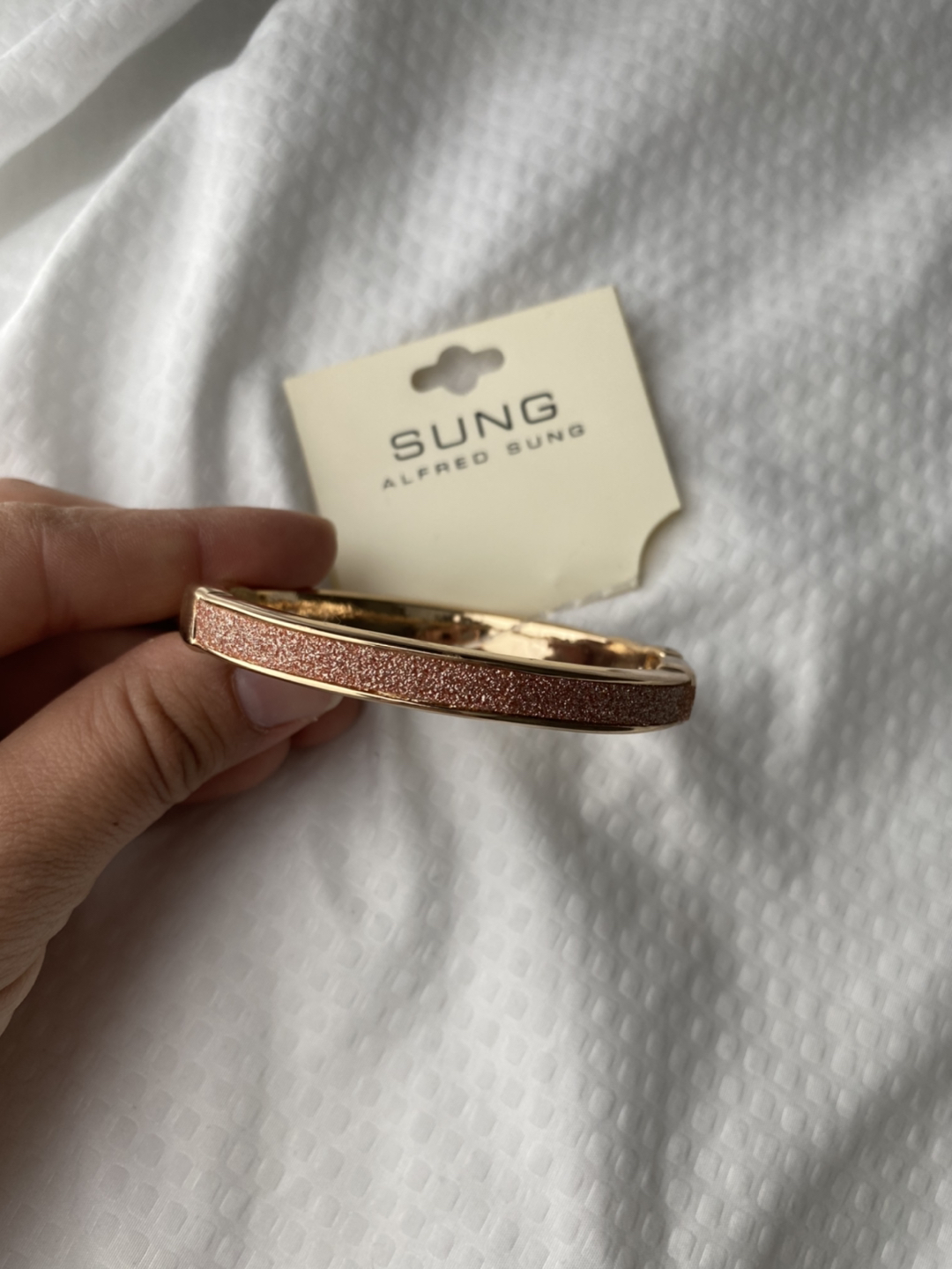 Alfred Sung bracelet image indicator(2)