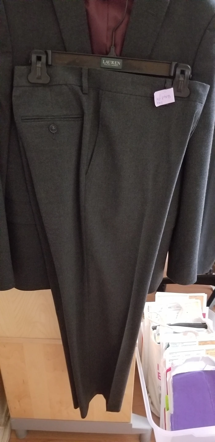 Young men's suit image indicator(4)