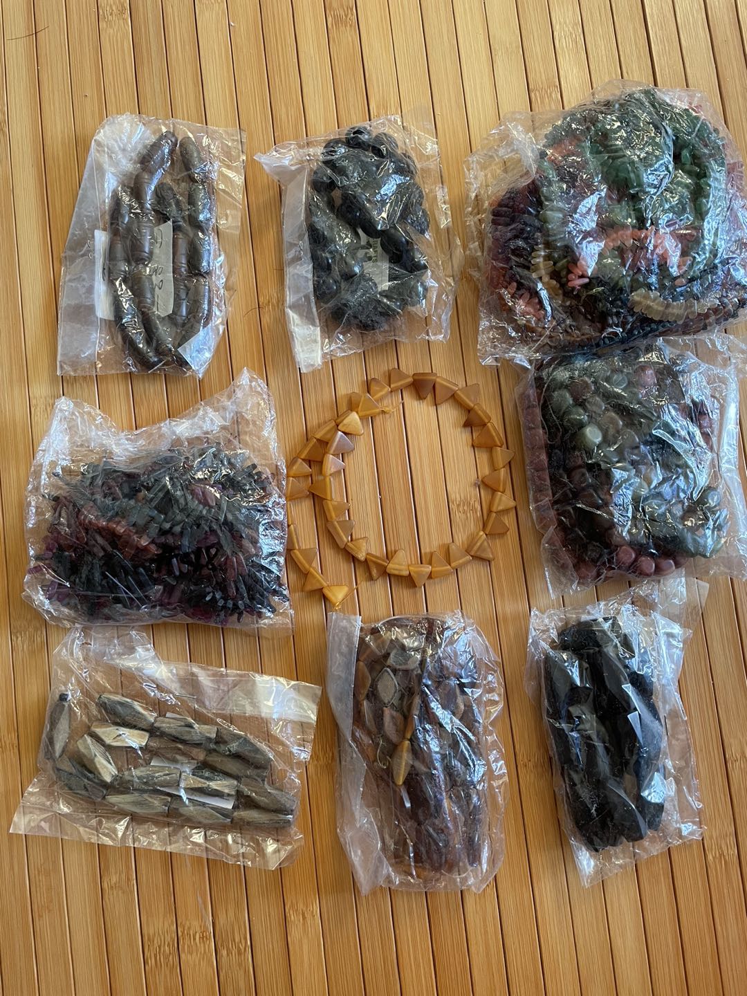 Lot of necklaces and bracelets thumbnail