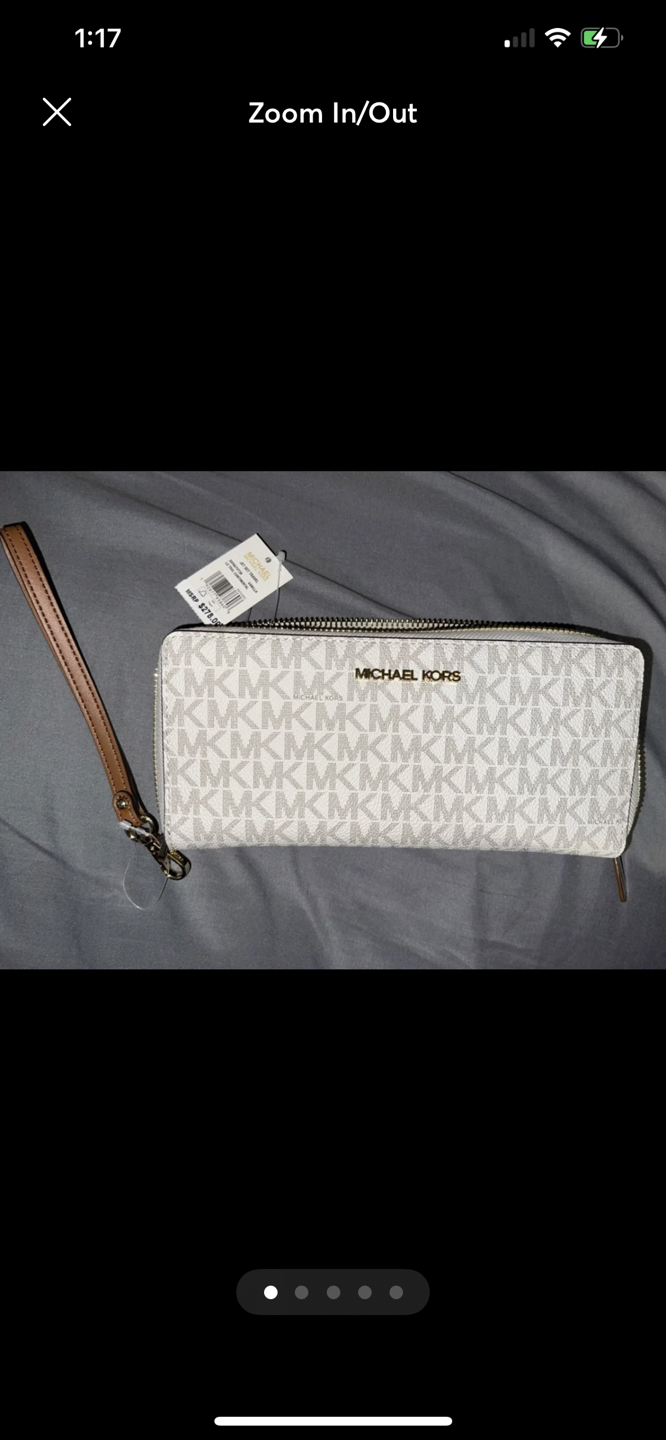 Micheal kors wallet image indicator(2)