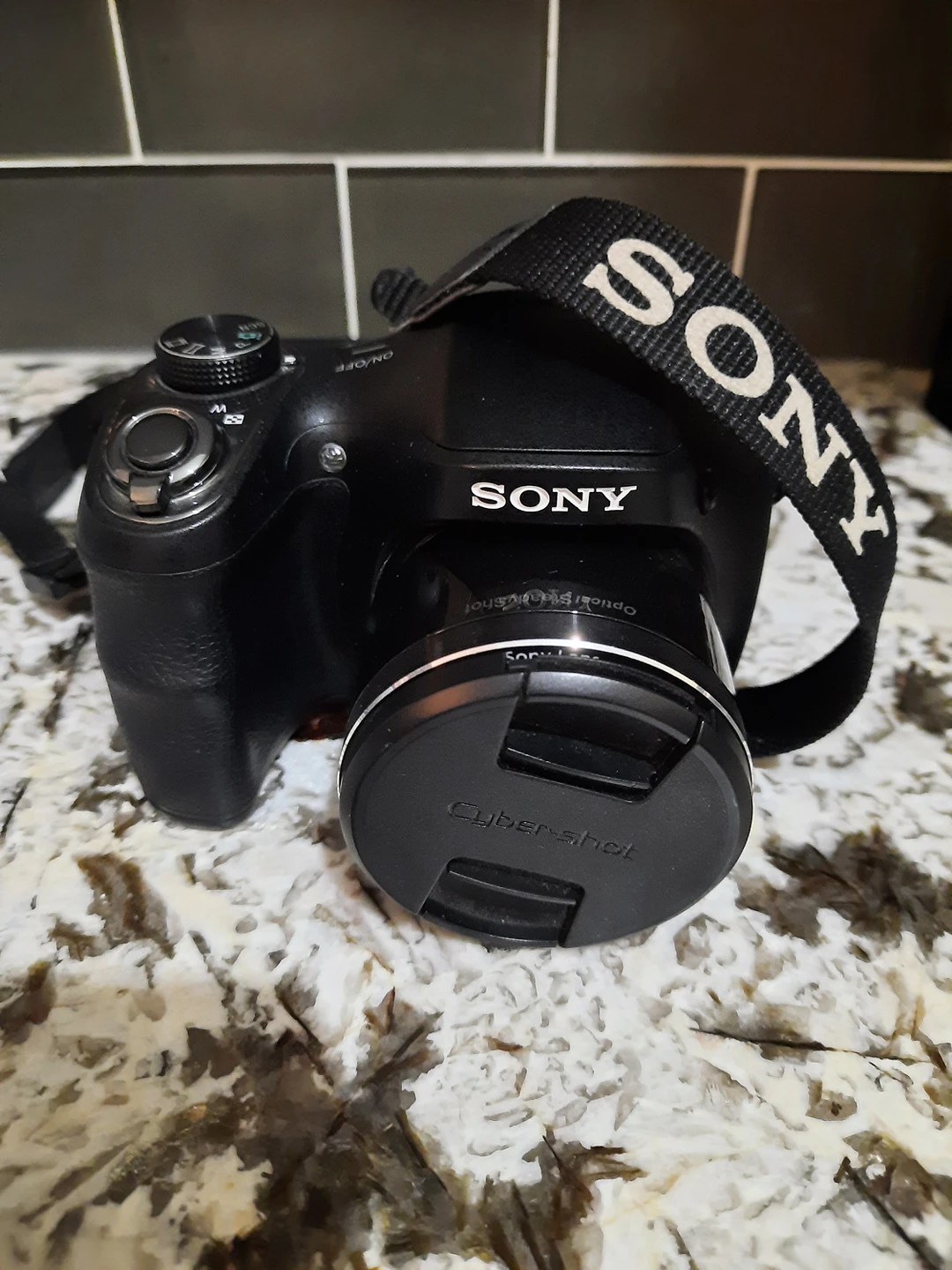 Sony Cyber Shot Digital Camera thumbnail