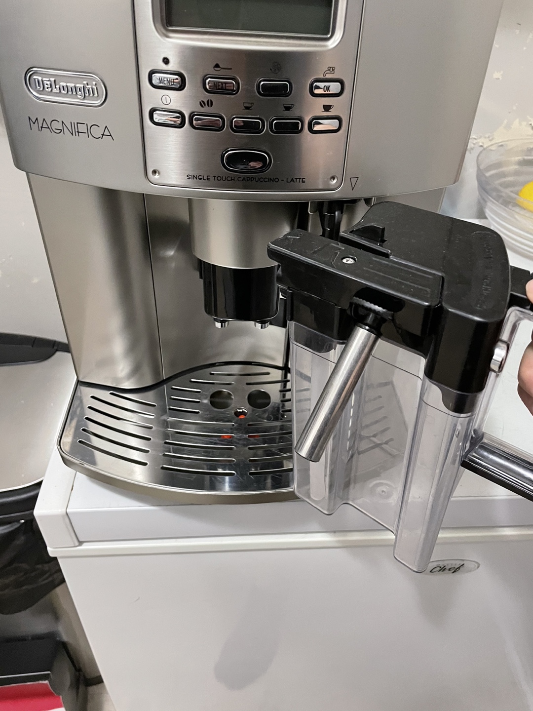Delonghi magnifica